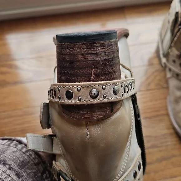 Freebird Sandra Studded Tan Ankle Boots